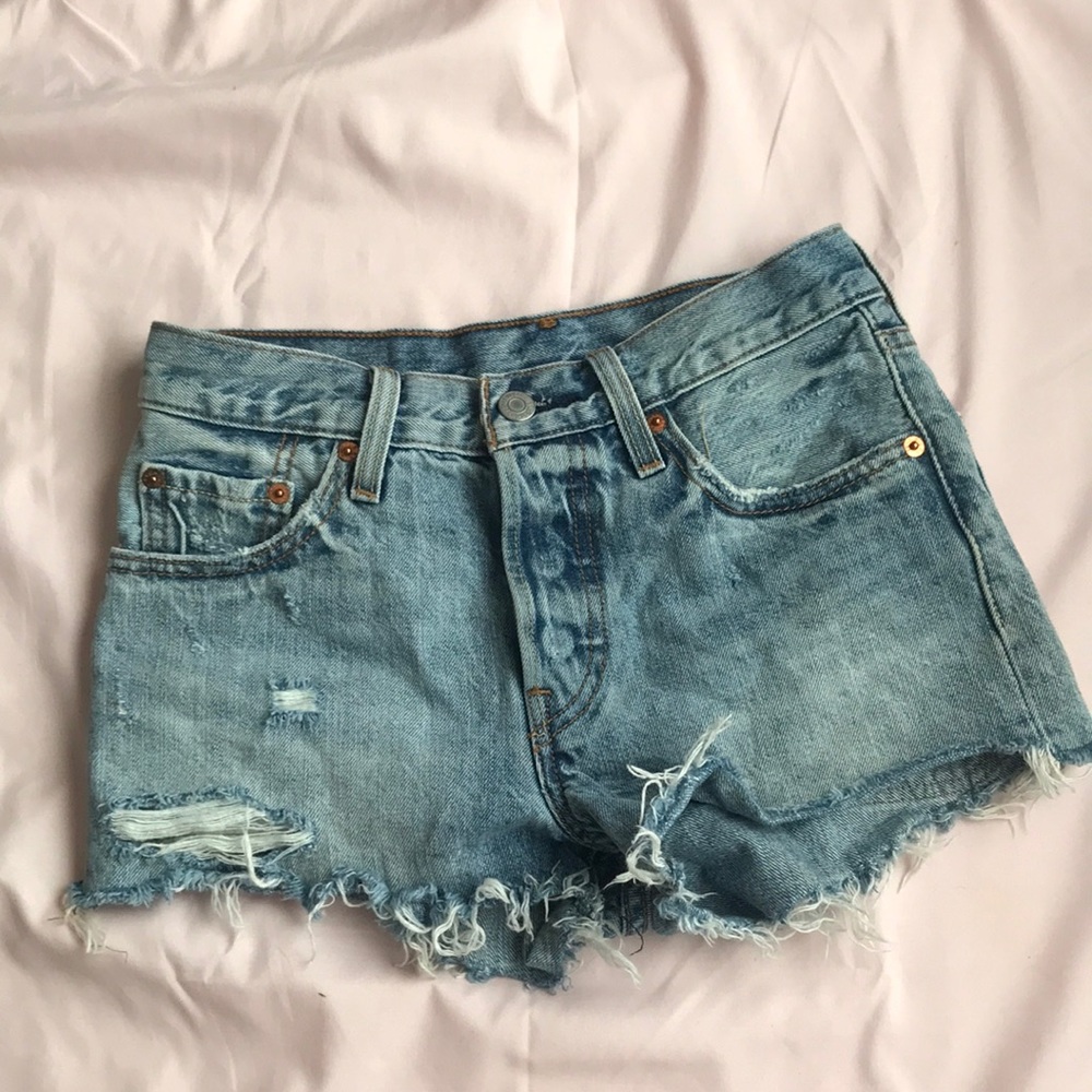 Levi jean shorts